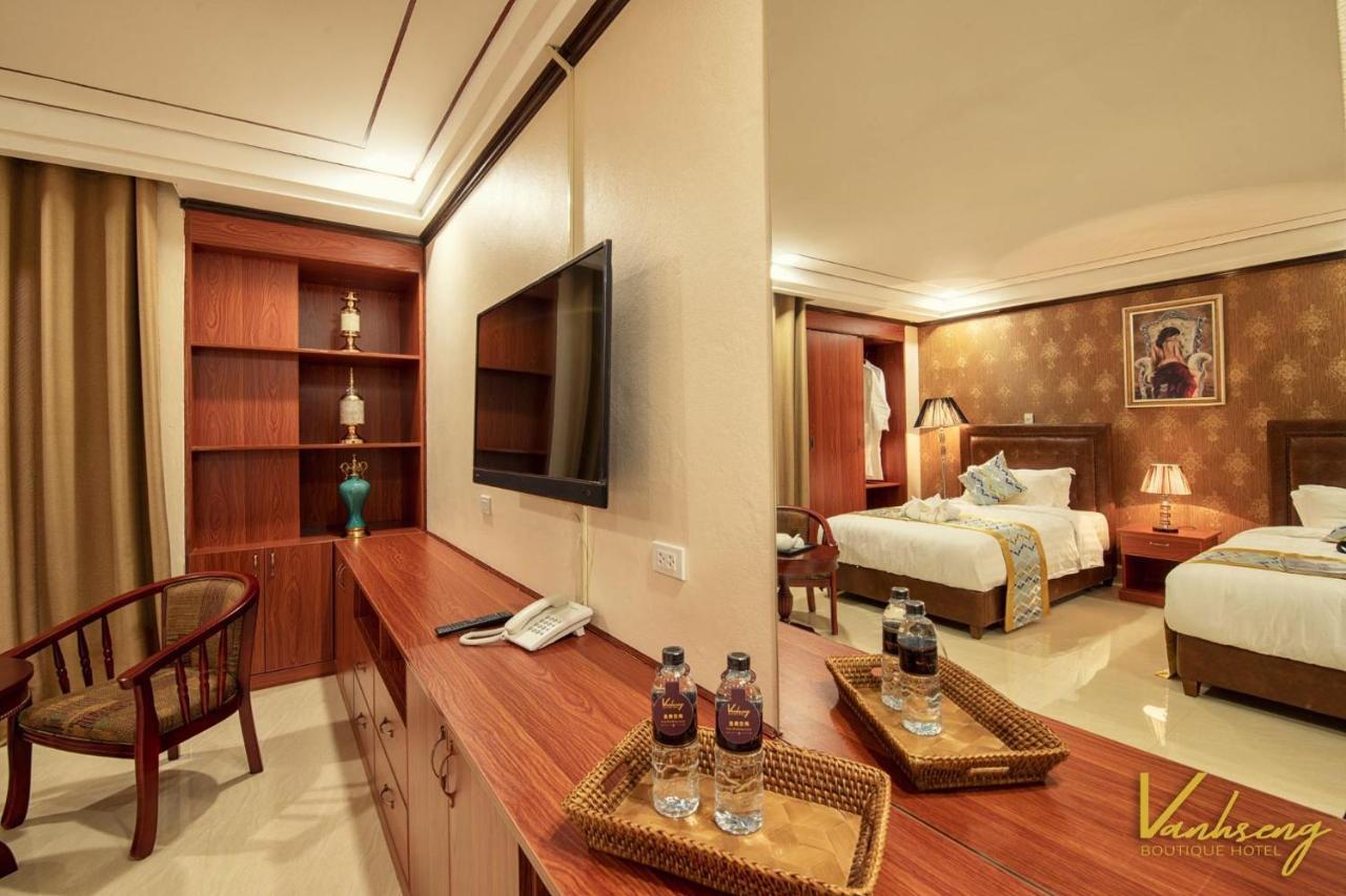 Vanhseng Boutique Vientiane Hotel Kültér fotó
