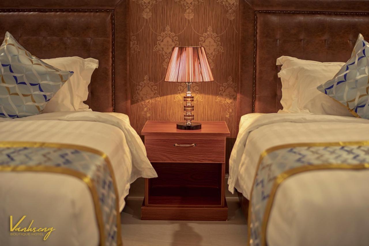 Vanhseng Boutique Vientiane Hotel Kültér fotó